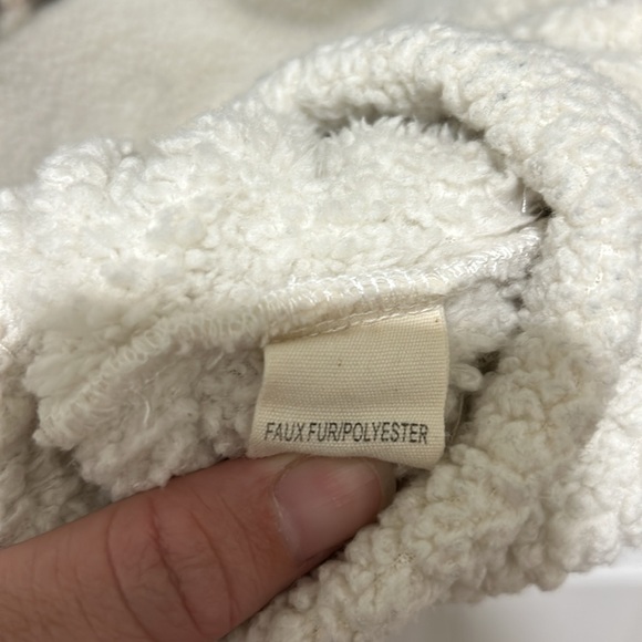 Faux Fur Quarter Zip Pullover Sweatshirt women’s size XL - Picture 6 of 6